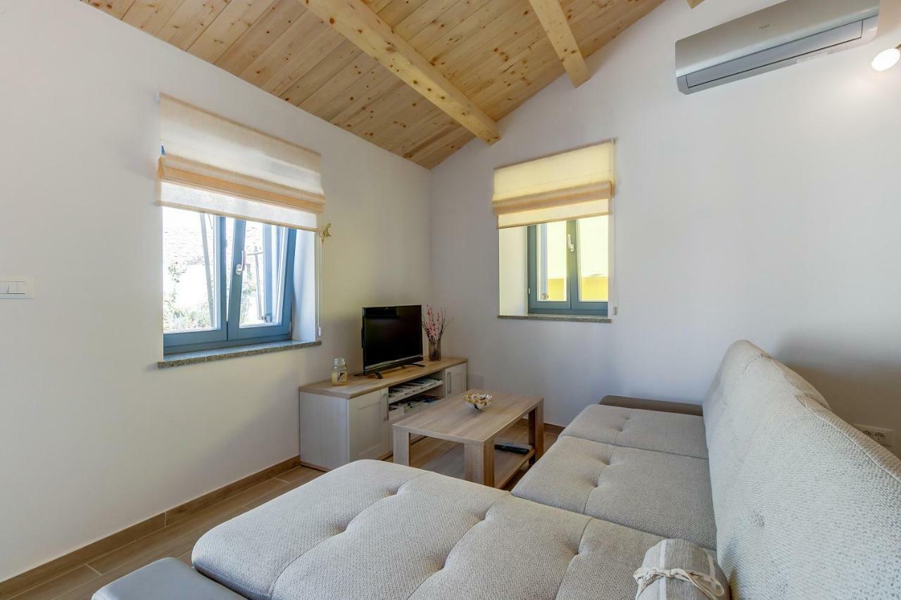 Apartments Relax Veli Lošinj Εξωτερικό φωτογραφία