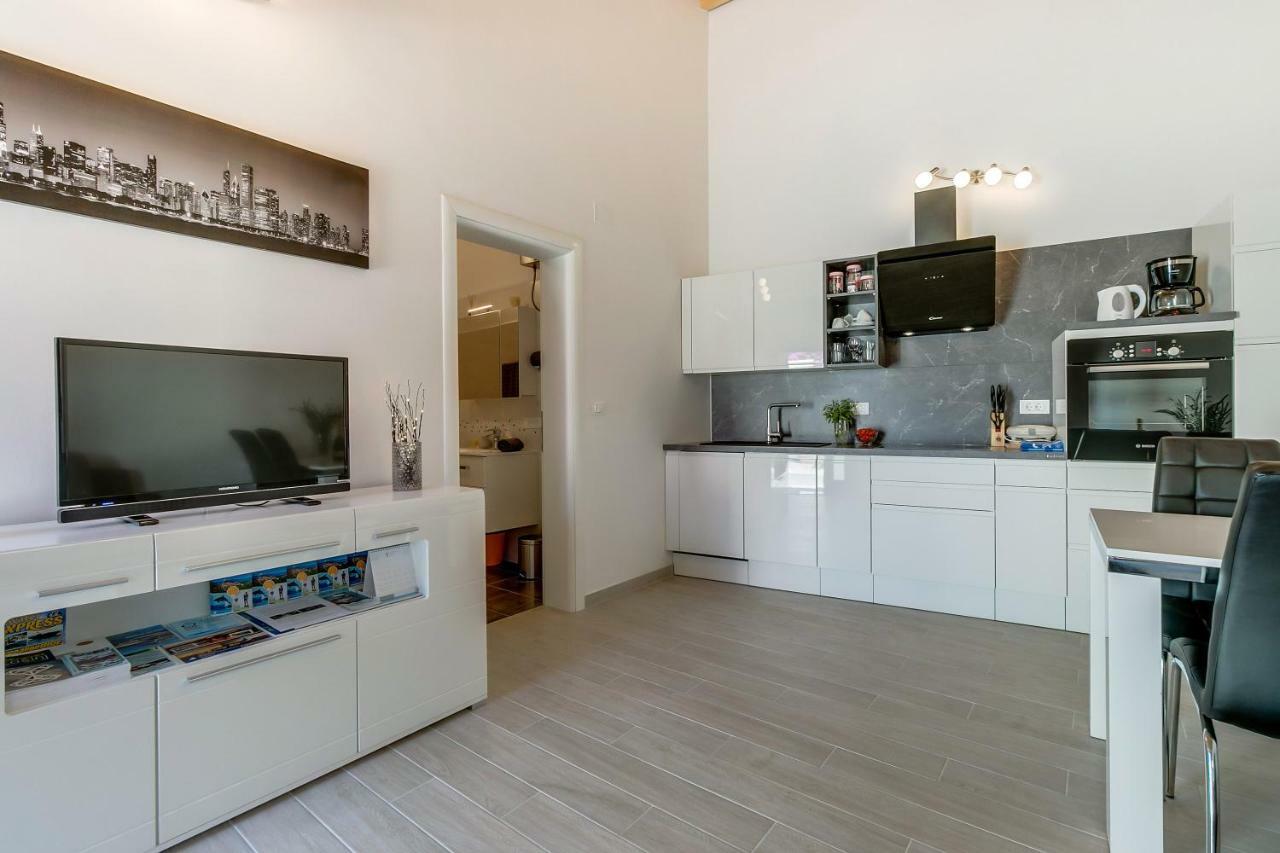 Apartments Relax Veli Lošinj Εξωτερικό φωτογραφία