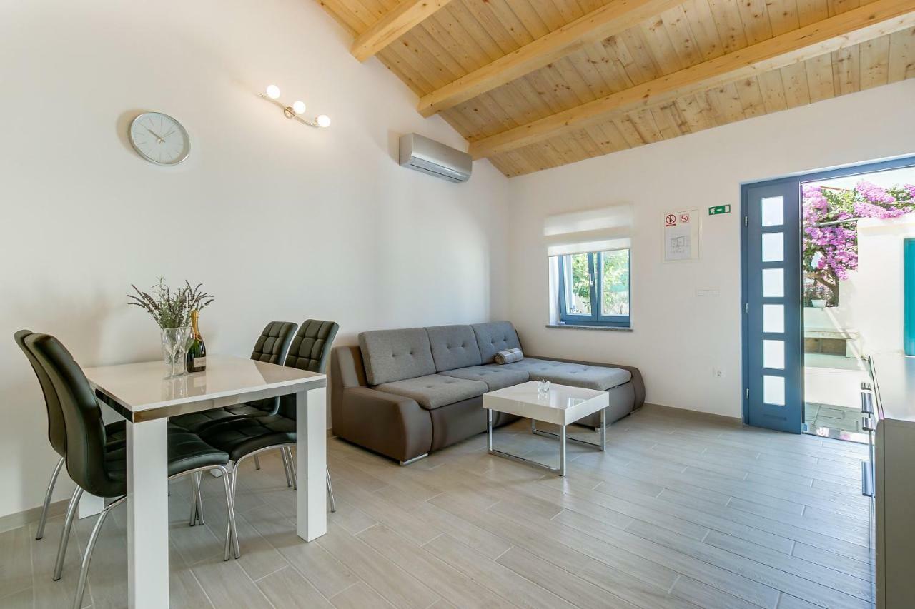 Apartments Relax Veli Lošinj Εξωτερικό φωτογραφία